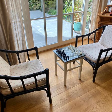 Eine Gemuetliche Ferienwohnung Mit Garten Bad Karlshafen Eksteriør billede