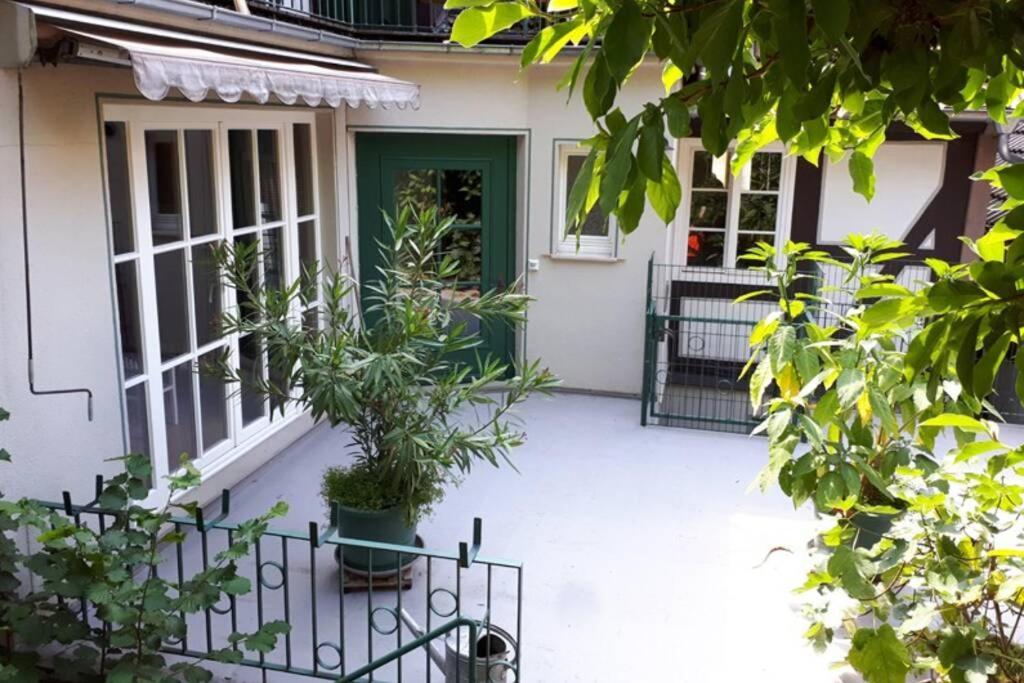 Eine Gemuetliche Ferienwohnung Mit Garten Bad Karlshafen Eksteriør billede